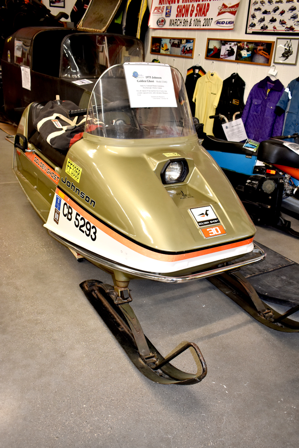 1975 Johnson Golden Ghost   Model J244Q