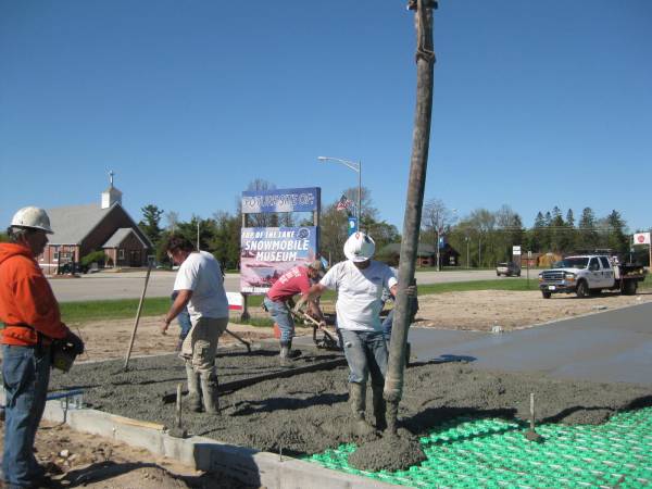 Floor pour  May 24, 2013